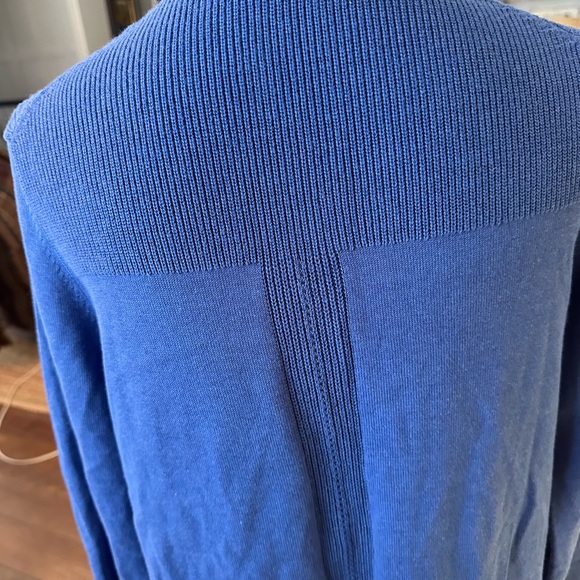 Talbots size medium royal blue cardigan and like new condition - Picture 3 of 5